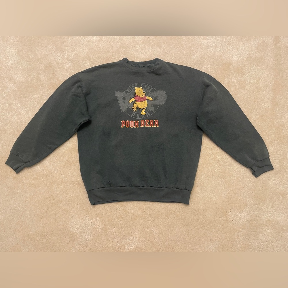 Pooh Bear Graphic Men's Sweater - Black